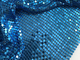 চকচকে নীল অ্যালুমিনিয়াম ওএম মেটাল সিকুইন মেশ চেইন মেল ফ্যাব্রিক মেটালিক সিকুইন টেবিলক্লথ